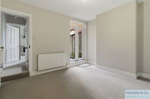 Dining room- click for photo gallery